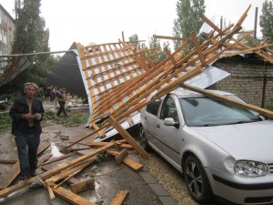 Обрушение крыши дома