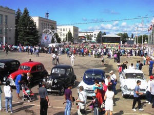 Карнавальное шествие к Дню города